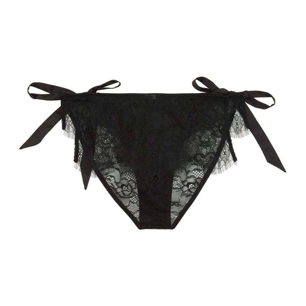 Sexy panties with lace and bows